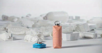 Collapsible BPA-Free Silicone Water Bottle 25oz